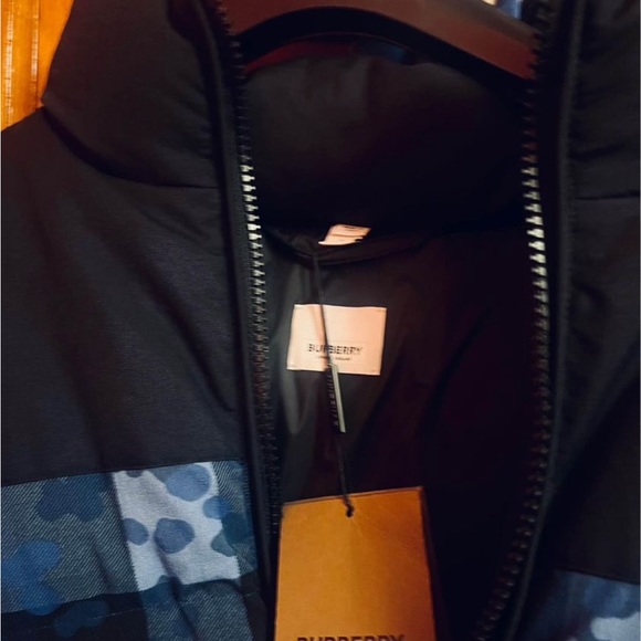 Burberry puffer. Blue and Black NovaCheck Camouflage pattern. Size Large - Picture 2 of 5